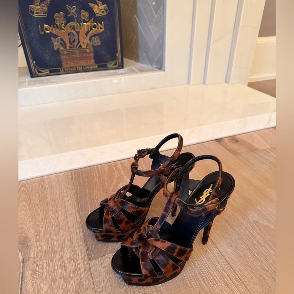 Saint Laurent Calf hair animal Print T strap High Heel Sandals 37.5 ✨ NEW - Picture 4 of 10